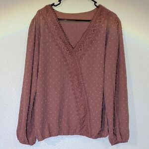 Elegant Mauve Lace Trim Blouse
